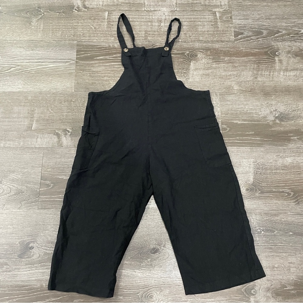 Heart & Hips Black Linen Cropped Jumpsuit